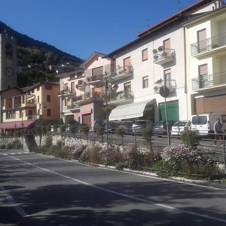 Appartamento Sul Lago D'Iseo Tavernola Bergamasca Exterior photo